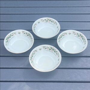 Vintage Caldor Porcelain Ware; Set of 4 Cereal Bowls; Holiday Holly Leaf; In Box